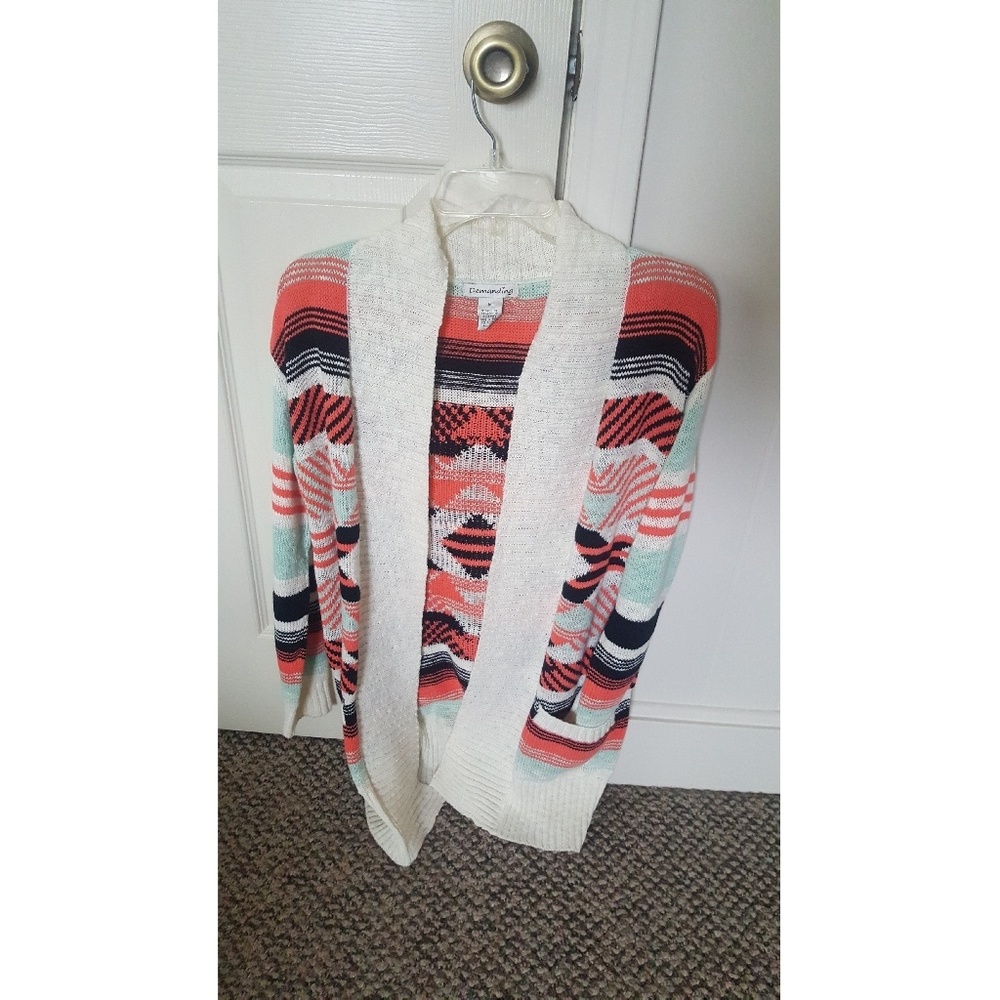 Sweaters - Picture 1 of 1